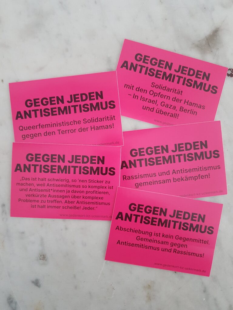 Sticker mit Aufschrift "Gegen jeden Antisemitismus"